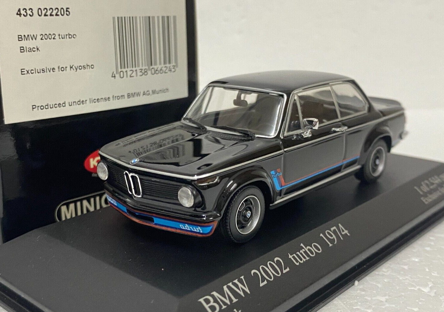 PMA 1/43 BMW 2002 ターボ 1973-74 cream（ホワイト） Ж MINICHAMPS 1
