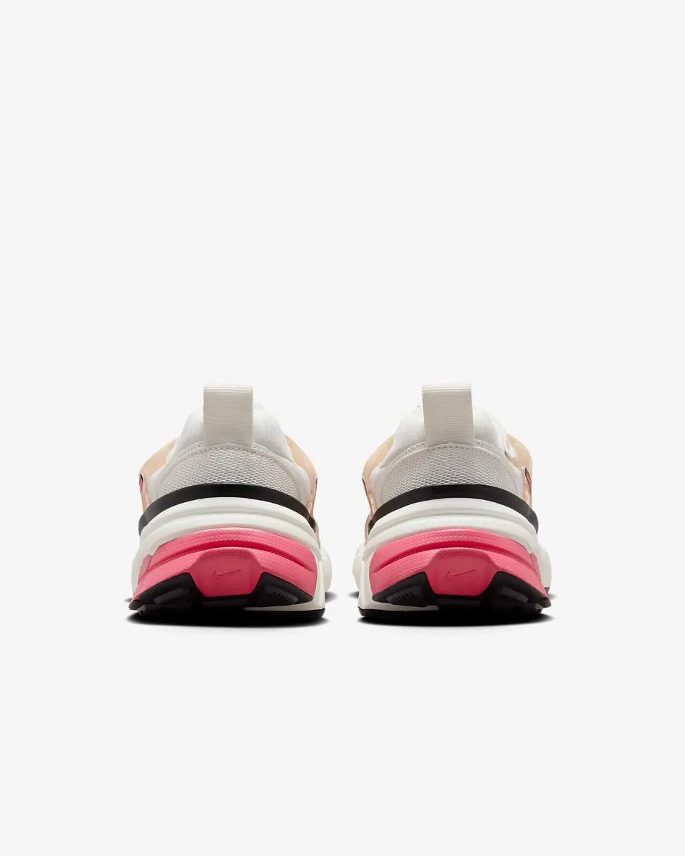 New Nike Women