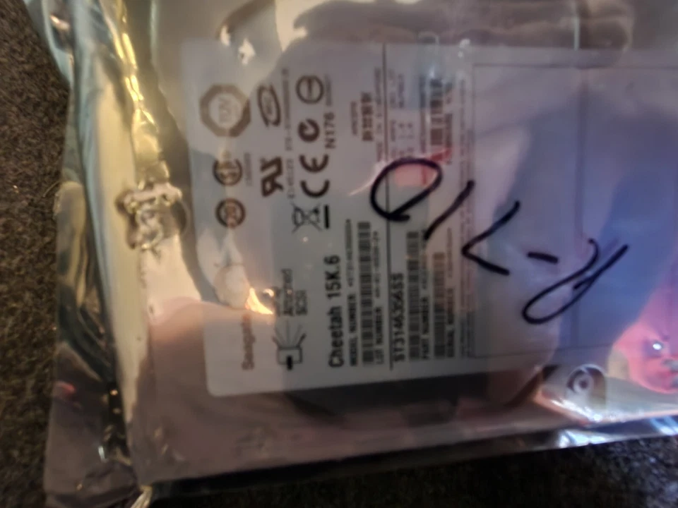 NEW 146 GB SAS Seagate Cheetah 15K.6 ST3146356SS HDD 3.5 - Image 2 of 2