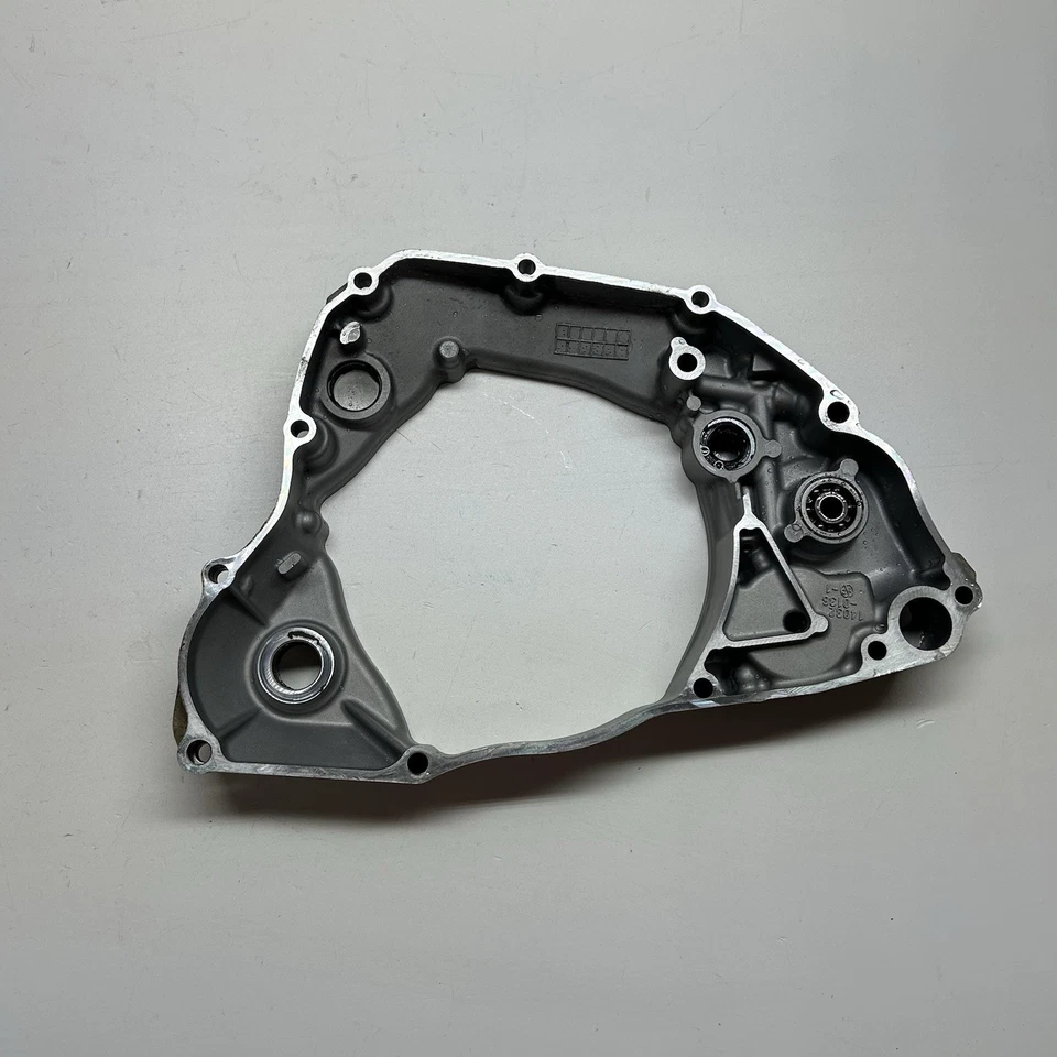 13-16 KAWASAKI KX250F KX 250 F CAJA EMBRAGUE INTERMEDIO CARCASA BOMBA DE AGUA OEM Foto 4 de 4
