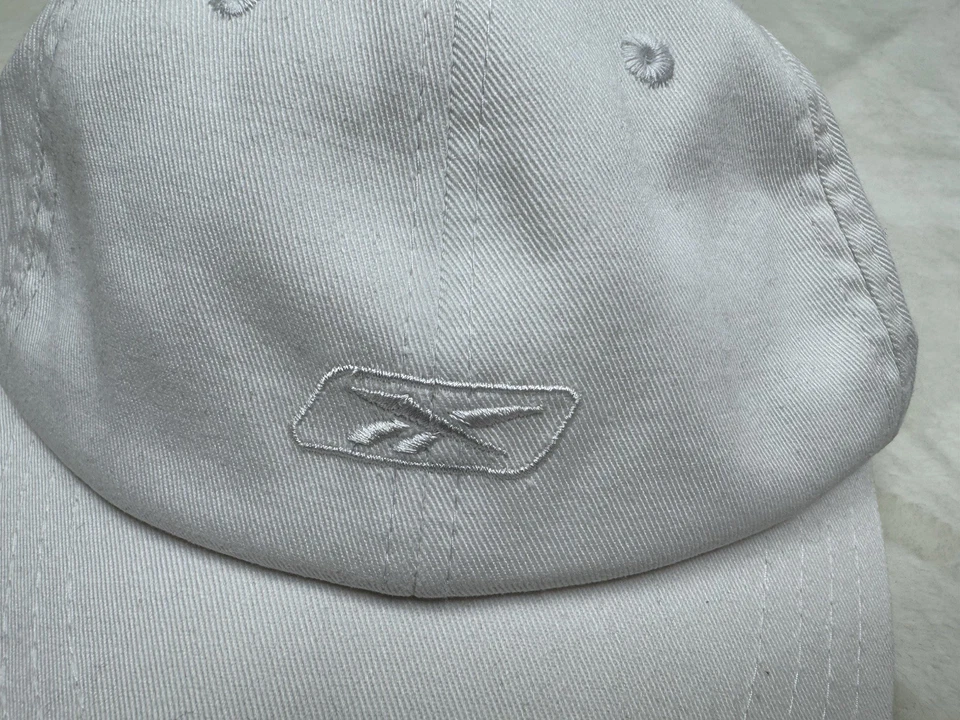 Reebok Cap Hat Kids White Strap Back Wide Brim Youth Sun RBK - Изображение 2 из 4