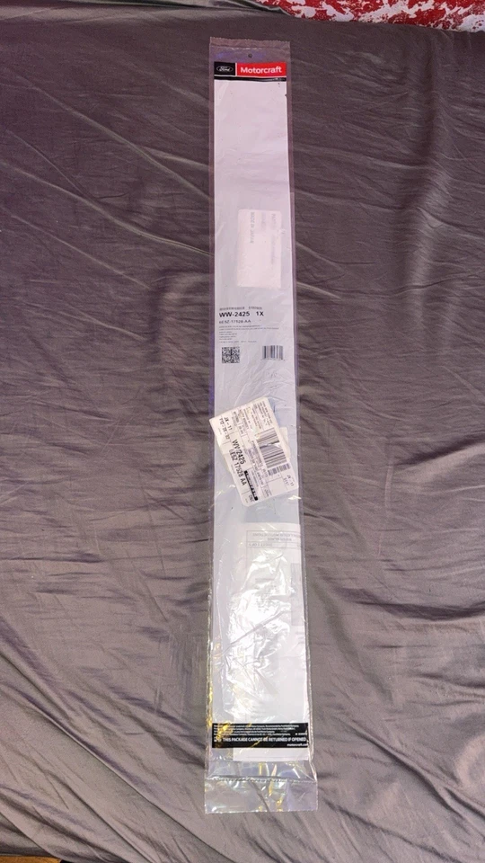 Escobilla limpiaparabrisas Ford - 24", izquierda - pieza #WW2425 Motorcraft TOTALMENTE NUEVA LISTA PARA ENVIAR Foto 3 de 4