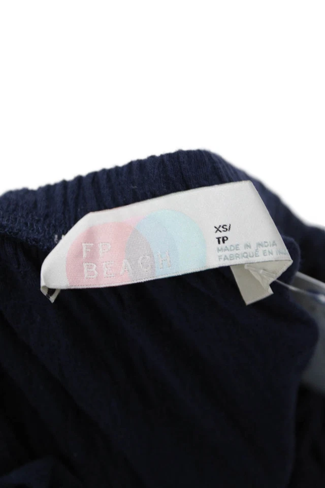 Vestido midi FP Beach feminino manga longa acabamento em renda gola V algodão marinho tamanho XS - Imagem 4 de 4