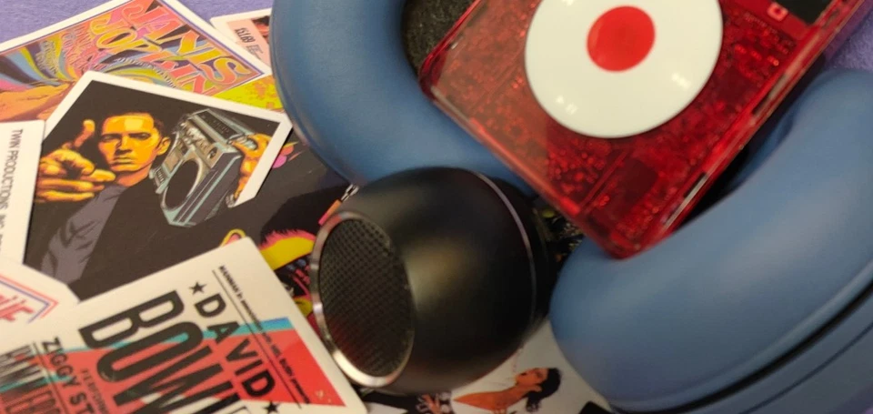 UK BLUETOOTH! - Genuine APPLE A1136 iPod Classic 512 GB - Immaculate + FREEBIES! - Image 3 of 4