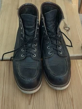 Red Wing Moc Toe - Black