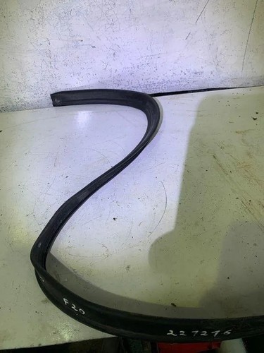 BMW 1 F20 Engine Rubber Seal 18068510 1.50 Petrol 2018 32116778