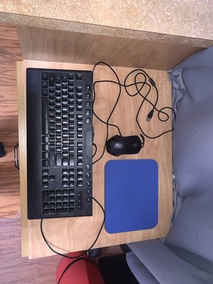 RUN MUS Gaming Keyboard With Mouse And Mouse Pad.