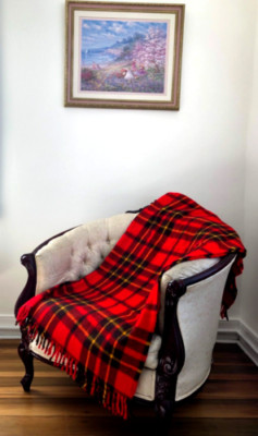 Vintage FARIBO Fluff-Loomed Throw Blanket Scotland Plaid