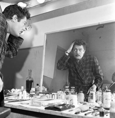 Marcello Mastroianni shooting of the film Divorce Italian Style 1960 OLD PHOTO