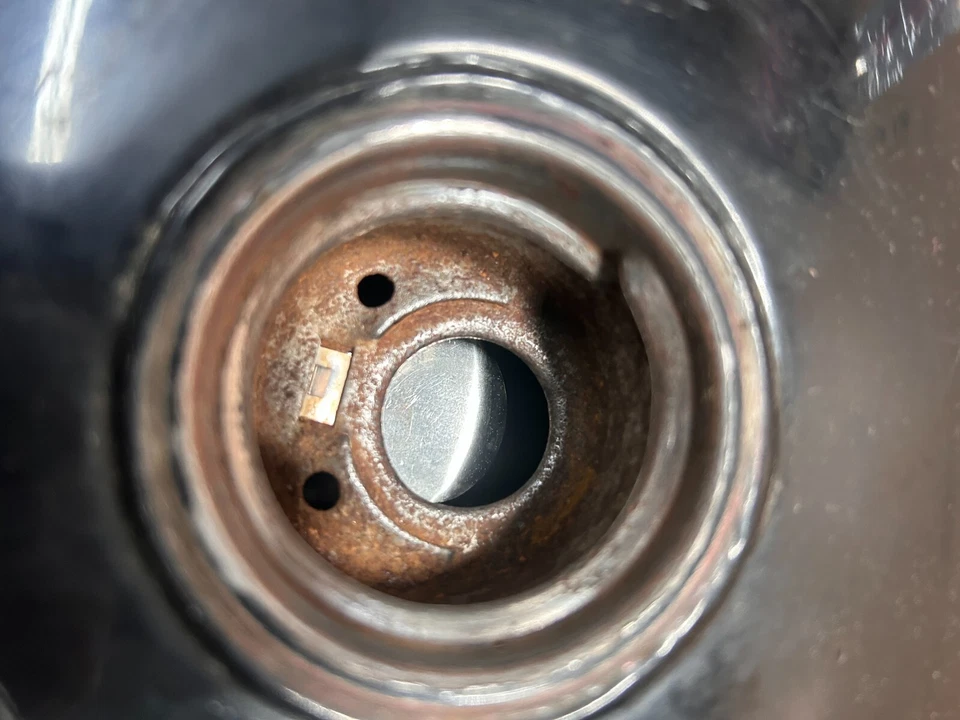 Depósito de pila de tanque de gasolina Victory V92C 1999 fabricante de equipos originales Foto 3 de 4