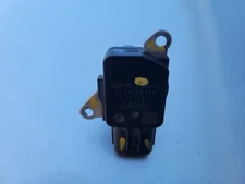 2008-15 Subaru Outback MAF Sensor 197400-5131 DENSO 22680AA38A Mass Air Flow OEM