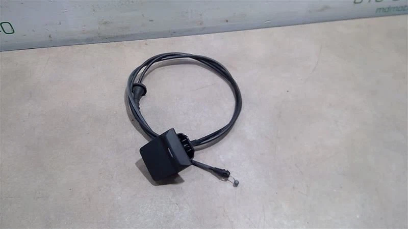 Chevrolet Malibu 2016-2020 cable de liberación del capó 23282313 Foto 3 de 4