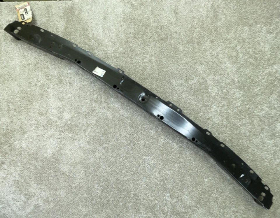 Barra de amarre superior delantera GM OEM Buick LeSabre Park Avenue Electra 90-99 25629801 Foto 2 de 4