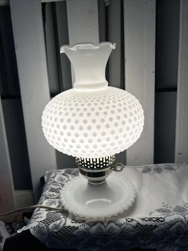 Vtg"Fenton" Unmarked,Milk Glass Hobnail Boudoir, Ruffled Rim 12"T X 5.5”W Lamp