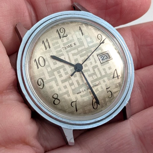 1975 TIMEX Marlin Calendar Textured Dial Men's 35mm Watch Movement PARTS REPAIR