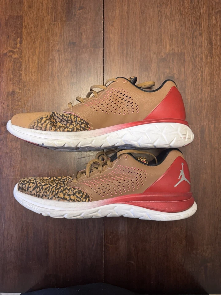 Talla 13 - Jordan Trainer ST Premium Ale Marrón Foto 2 de 4