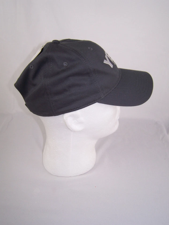 Gorra Yeti Coolers Logo Gris con Blanco OSFM NUEVA CON ETIQUETAS Foto 2 de 4