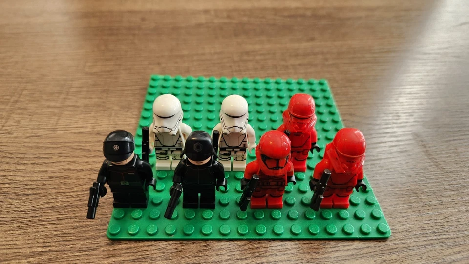 Lego Sith/First Order Trooper Lot - Image 2 of 4