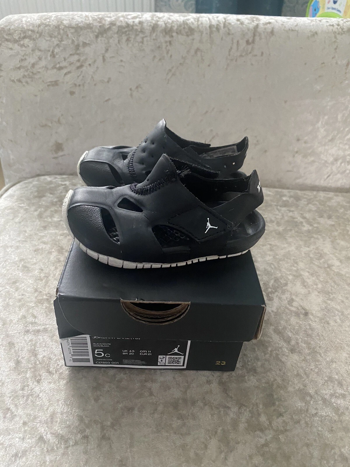 Sandali Jordan Flare taglia 5C