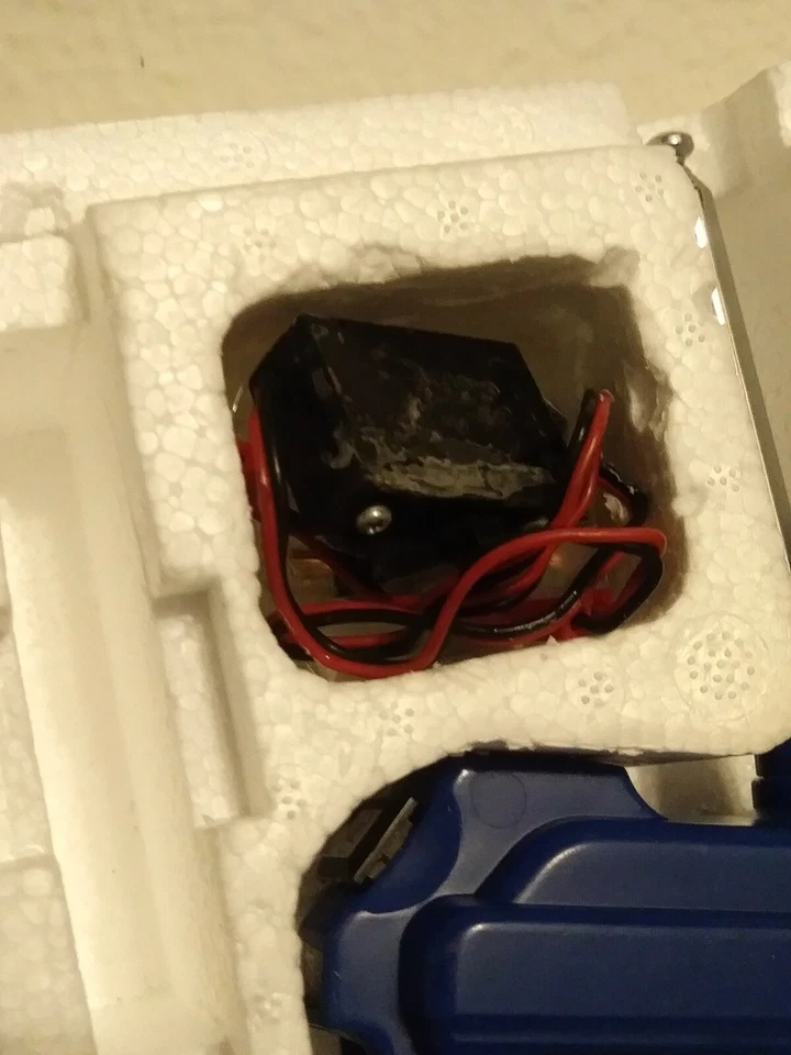 RARE BLUE Airtronics Sanwa Blazer Sport 75mhz RC Transmitter Tamiya Vintage - Image 4 of 4