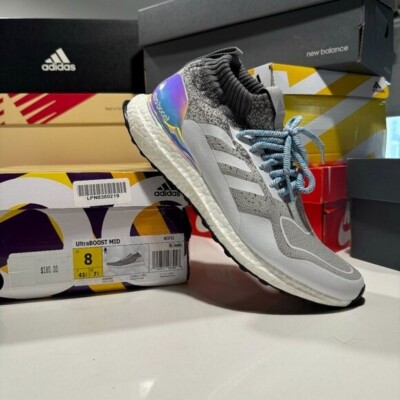 adidas gazelle silver green womens Men's Adidas Ultraboost Light – Runners Plus main image 1