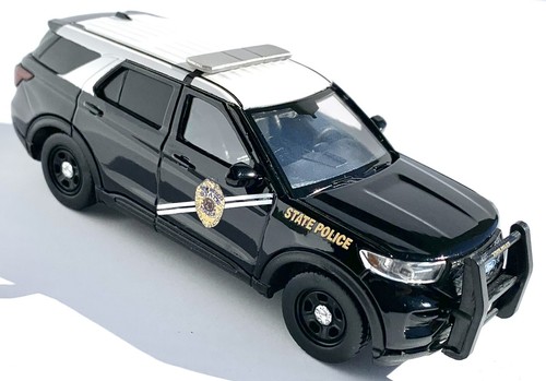 MotorMax Maßstab 1:43 2022 Ford Explorer New Mexico State Police Custom