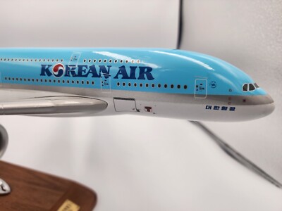 Airbus A380-800 Korean Air HL7611 (Missing One Engine) See Airbus A380-800 Korean Air HL7611 (Missing One Engine) See