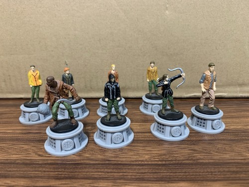 Lot of 8 Wizkids Hunger Games Mini Figurines 2012 Katniss Peeta