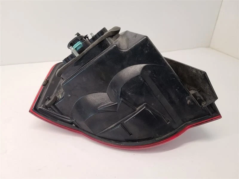 Luz trasera de pasajero derecha Volkswagen Jetta 2008-2010 cuarto de panel montado 1K59450 Foto 4 de 4