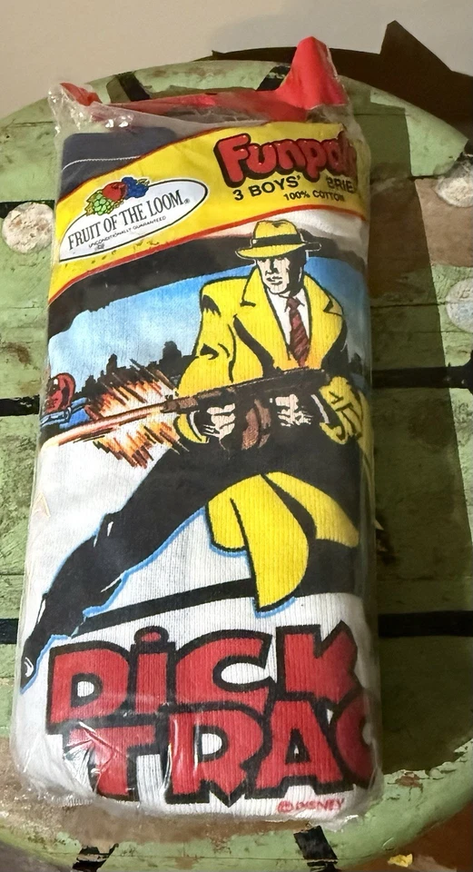 Very Rare NIP 1990 Funpals Dick Tracy Boys Fruit Of The Loom Sz 6 Christmas Box - Image 4 of 4