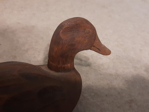 Carved Wooden Decoy Duck natural wood Signed brand TP Thomas Peters Rodanthe NC - Picture 11 of 11