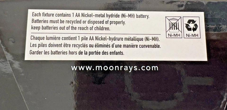 Iluminación solar Moonrays para postes estándar de 4x4 Foto 4 de 4