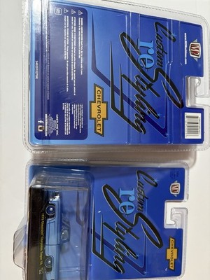 M2 Machines 1973 Chevrolet Cheyenne Super 10 Blue Custom Restyling HS71