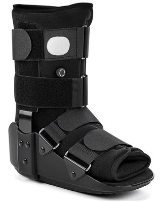 Medibot Advanced Walking Boot for Ankle Injuries & Fractures Adjustable Medium