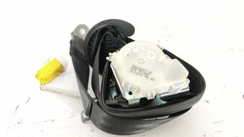 sicherheitsgurt vorne rechts VOLKSWAGEN PASSAT 103kw Diesel CFF 3C1857706R