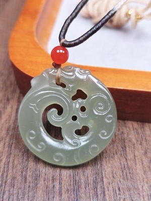 Succession of Power: 28mm Hotan Jade Fish-Dragon | Master-Carved Transformation