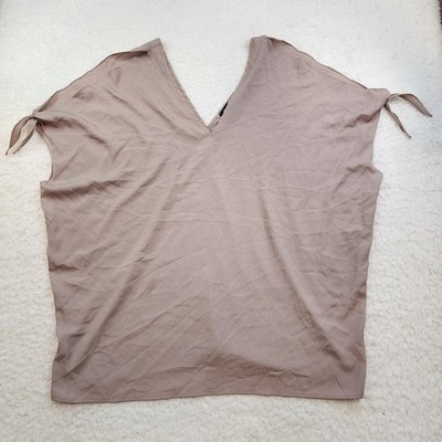 Threads Oversized Top M Beige Cold Shoulder Boho Minimalist Vneck Loose Fit