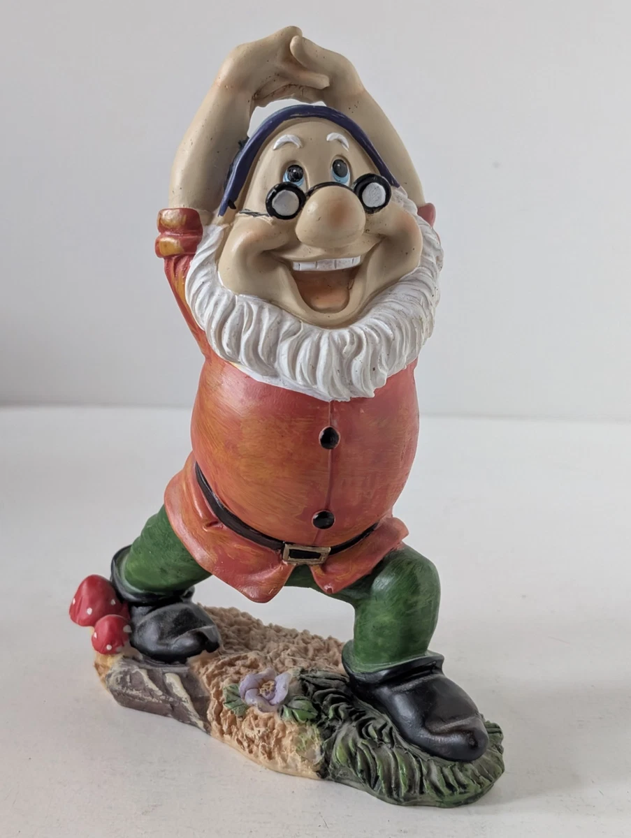 Walt Disney Snow White Seven Dwarfs Doc 20cm Resin Statue Yoga Pose Fast P&P