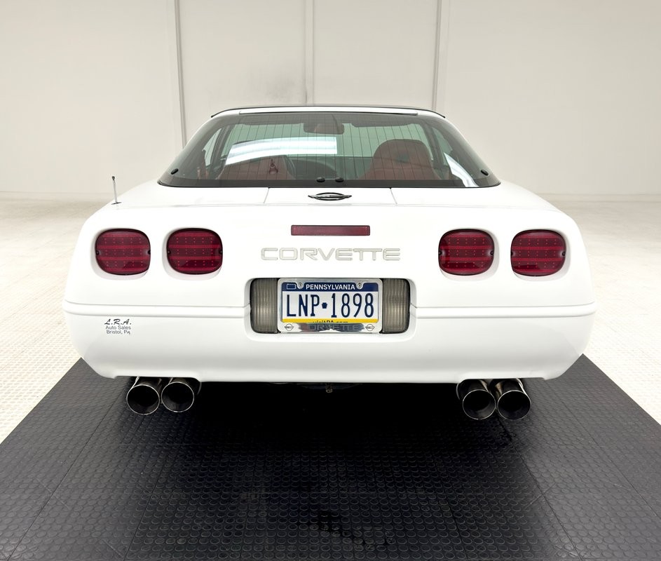 1994 Arctic White Chevrolet Corvette   | C4 Corvette Photo 4