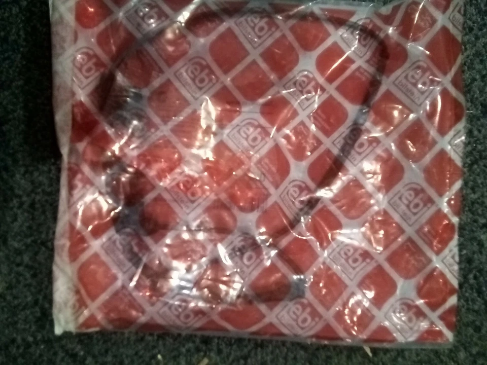 18560 FEBI BILSTEIN REAR AND BRAKE PAD WEAR WARNING CONTACT - Image 2 of 2