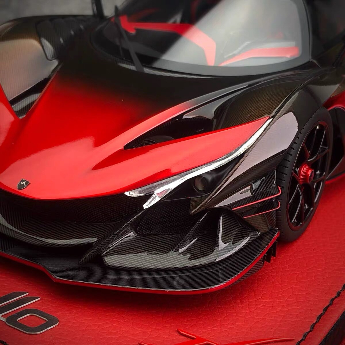 Peako 1/18 Apollo IE Intensa Emozione hypercar resin Model