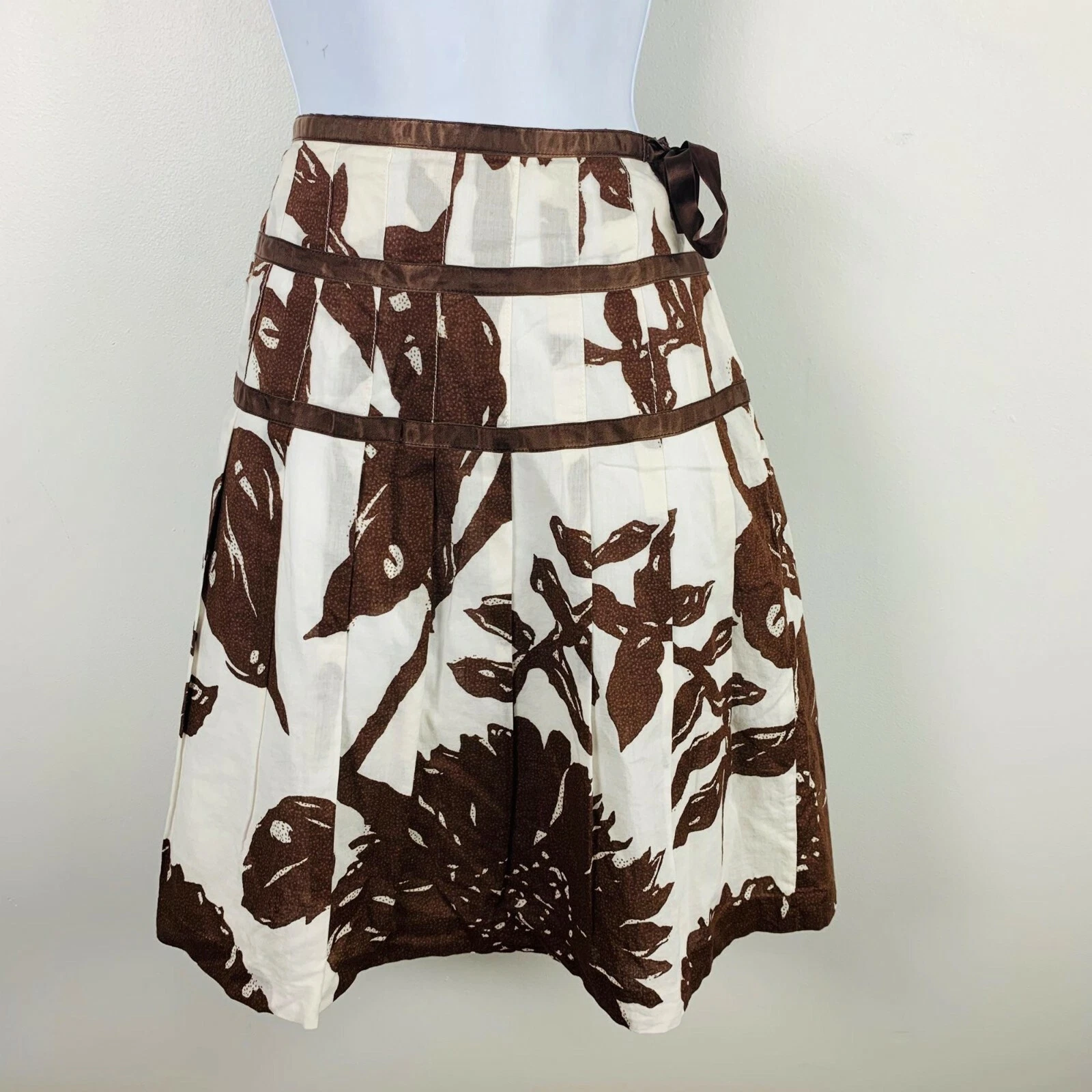 Gap Brown Floral Skirt Sz 2 A Line Tie Waist Knee Length Cottage Casual