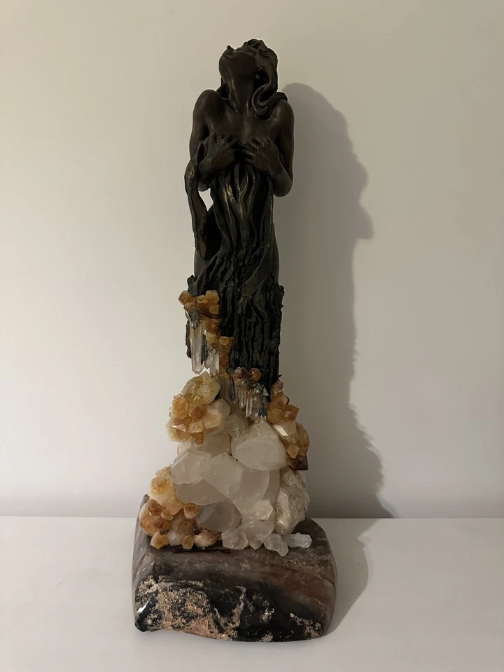 Ebano bronze sculpture "Modesty" from the Vidal collection. - Image 2 of 3