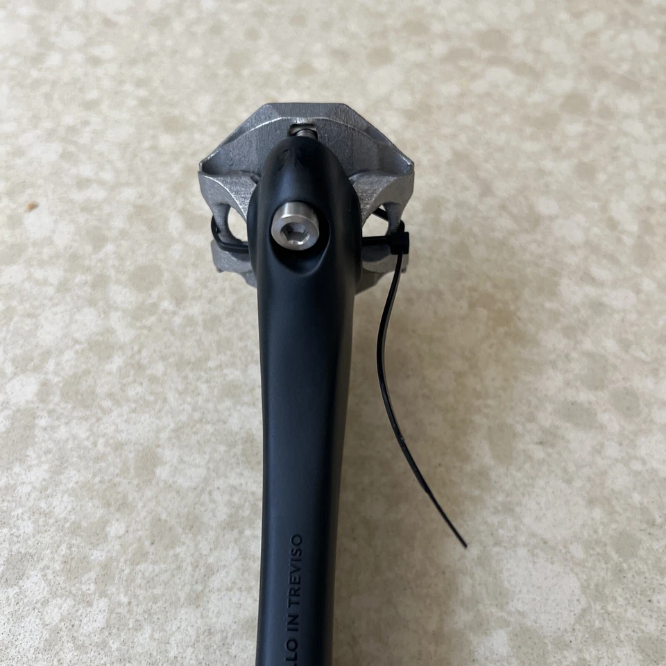 Tija de sillín Pinarello Dogma F Foto 3 de 4