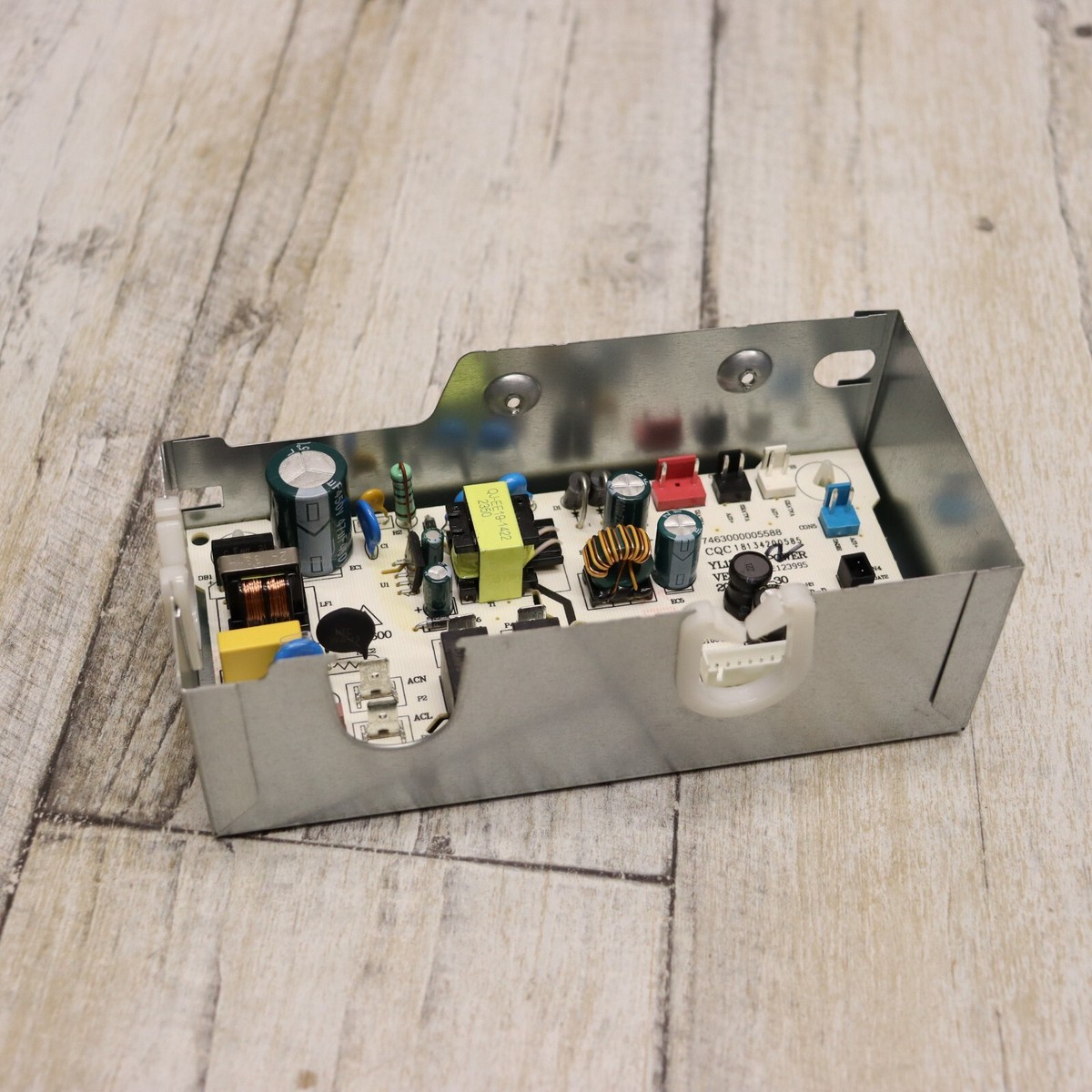 FHHシリーズ 電源ユニット 5V 200A FHHシリーズ 電源ユニット 5V 200A （Hengfu Switching Power