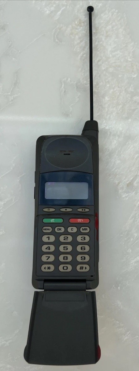 Motorola MicroTAC Duo Vintage Mobile Phone 1995 Rare Collector's