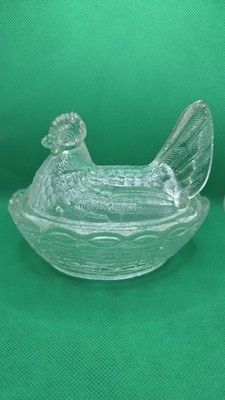 Vintage kleines Glas Huhn auf einem Nest Süßigkeitenschale Schmuckschale Sammlerstück