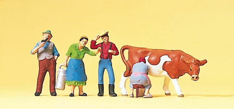 Farm Workers (4) & Cow Being Milked Exclusive HO/OO Figure Set Preiser 10044