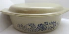 Vintage Pyrex Homestead Pattern 1 1/2 Qt Lidded Casserole.