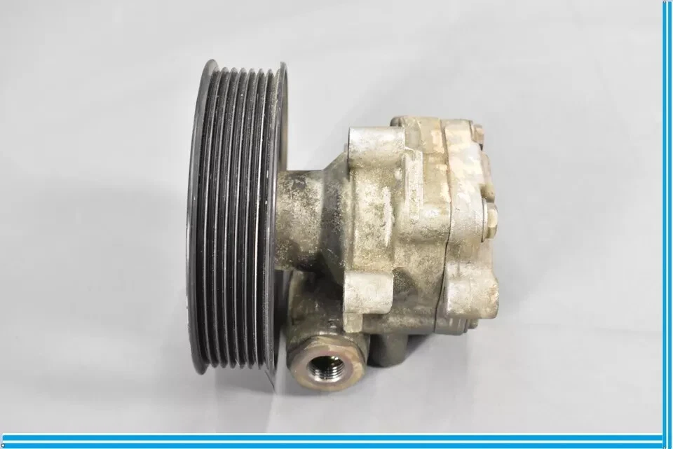 04-10 Volkswagen Touareg Power Steering Pump 7L6422154 OEM - Image 4 of 4